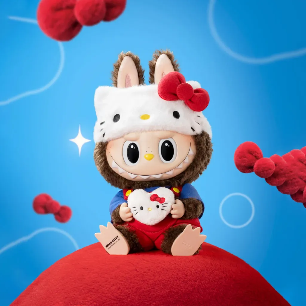 THE MONSTERS × Hello Kitty Vinyl Plus Doll 5.webp