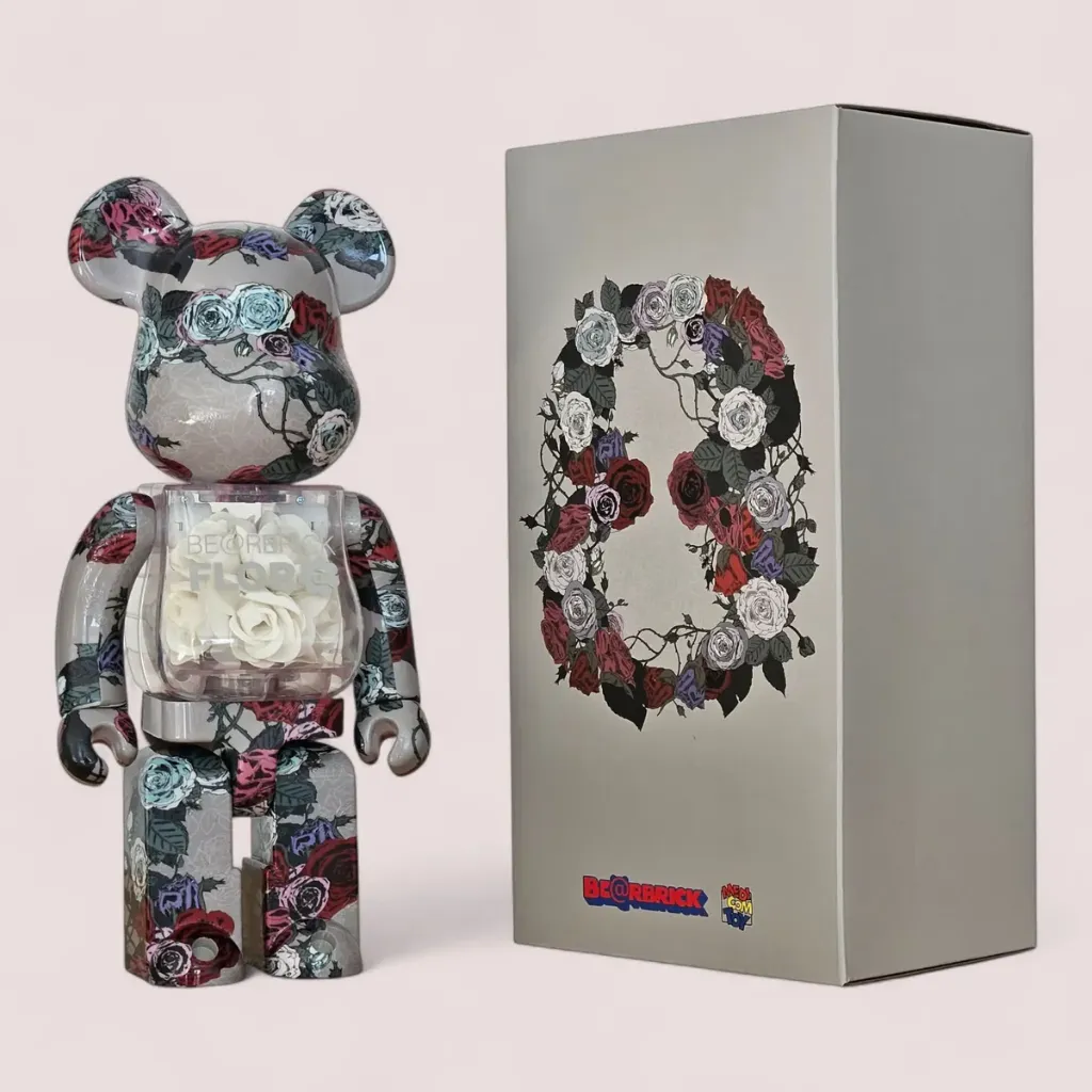 Bearbrick The glow in the dark 2.webp
