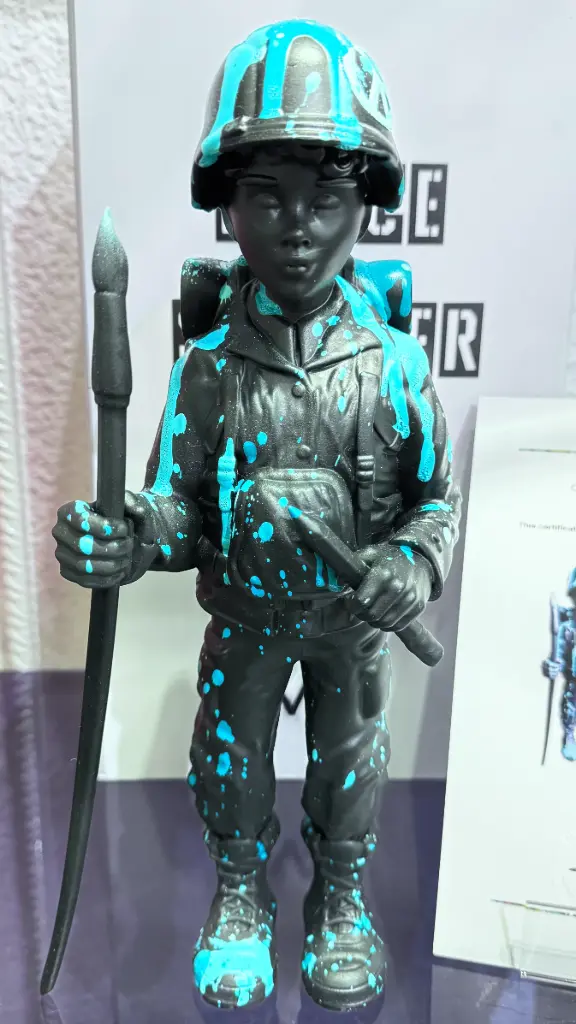 Peace Soldier Art Toys (Turquoise) by Valé