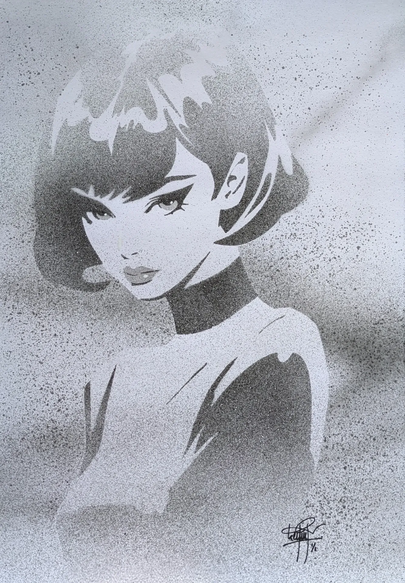Angèle Noir et Blanc 1/1
